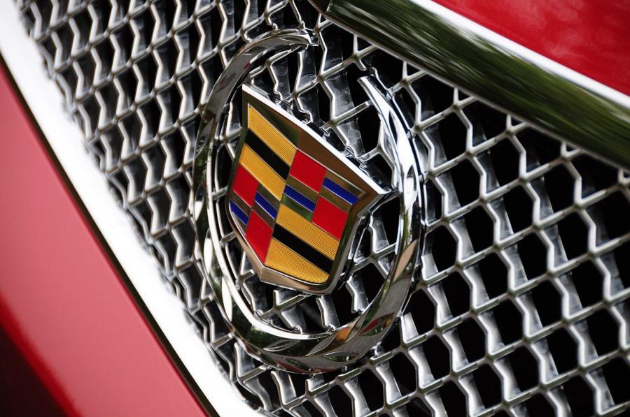  Cadillac CTS-V Wagon 2011 года  (фото 32 из 45)